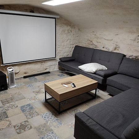 Maison avec salle cinéma, 3 lits, 100m du théâtre Orange  Esterno foto