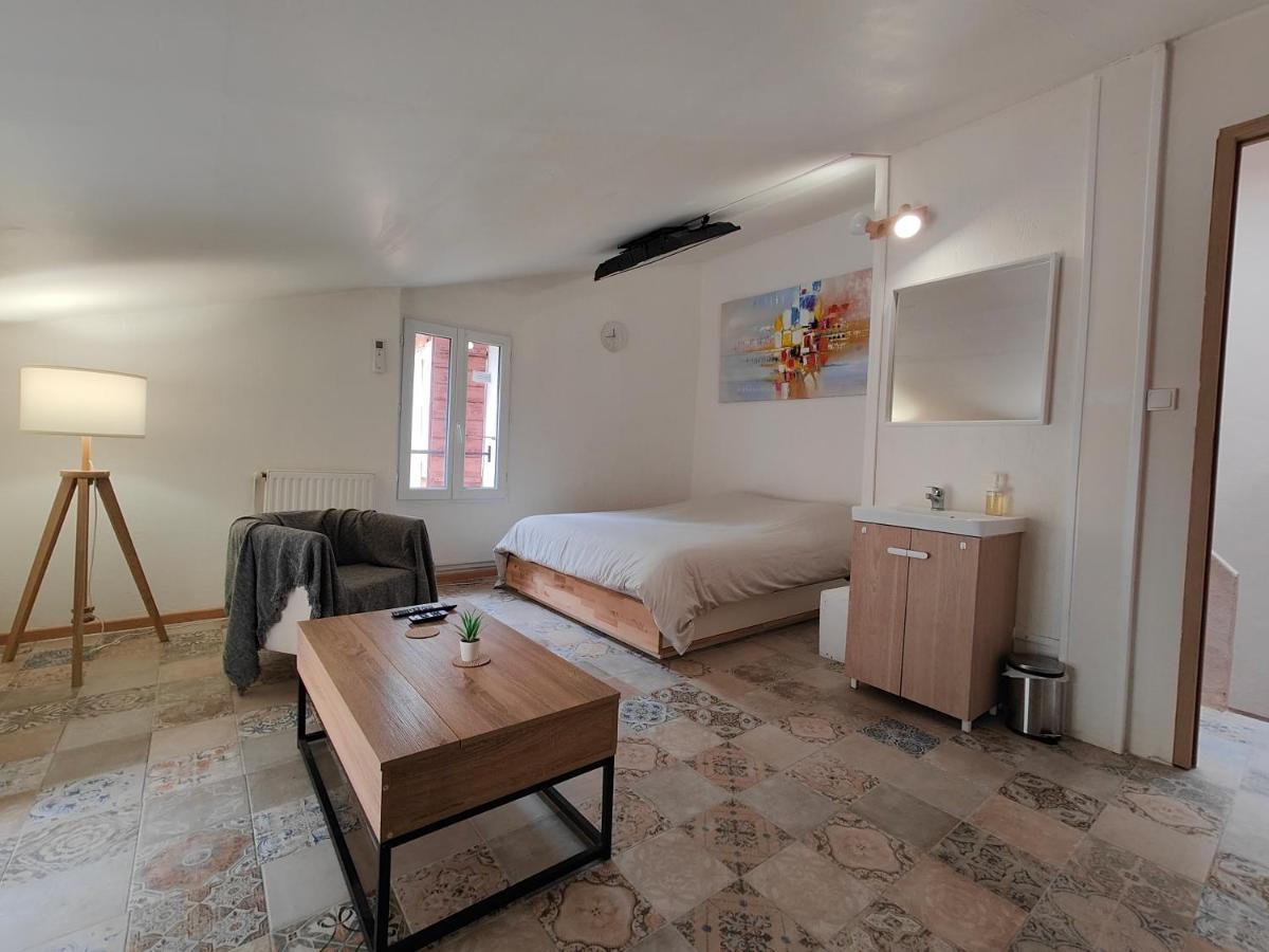 Maison avec salle cinéma, 3 lits, 100m du théâtre Orange  Esterno foto